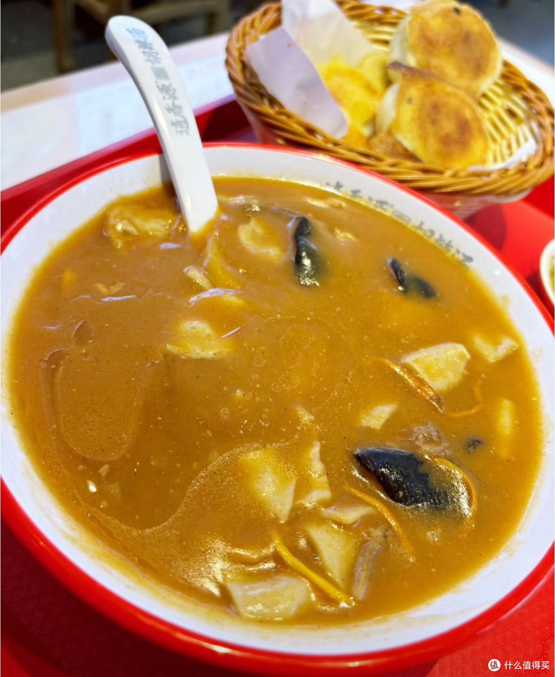 初春的晚上来一碗,浑身暖暖的很舒服