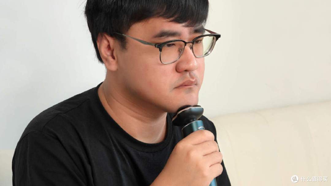 未野Max剃须刀测评:强劲动力顺畅剃须,千元级净须的容颜神器