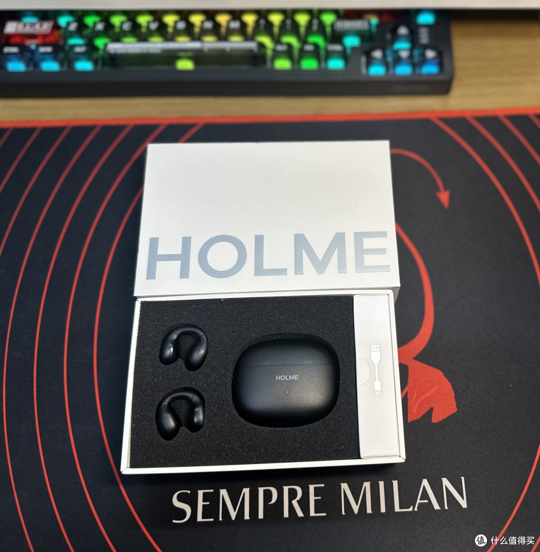 一百出头也有能打的耳夹式蓝牙耳机?虹觅HOLMEAir全面评测