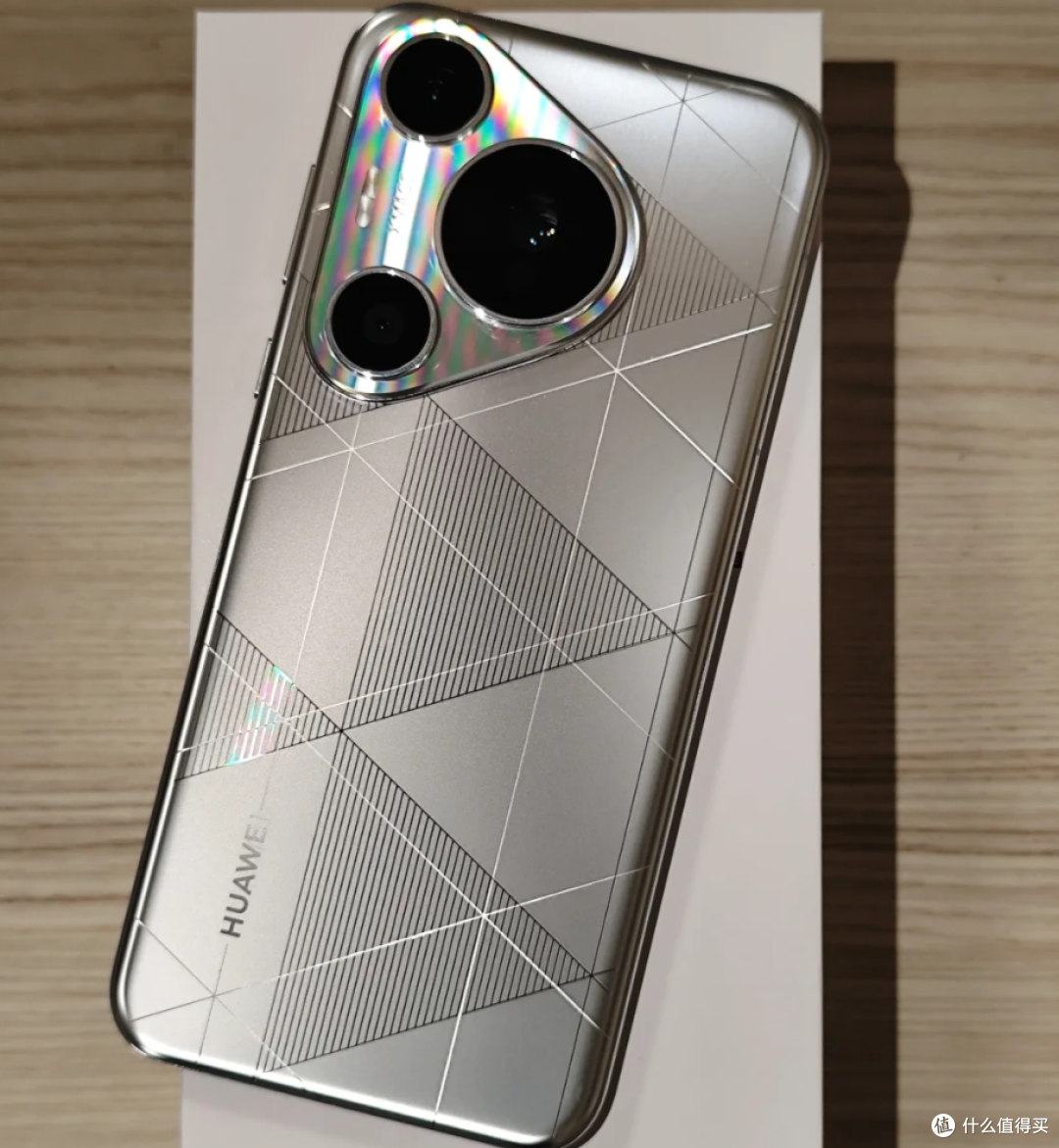 华为手机不建议乱买，2025年最建议入手的4大型号，几乎零差评