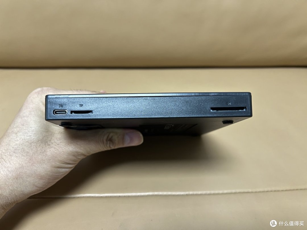 高效稳定,便捷实用且极具性价比,艾木威蓝光多功能刻录机