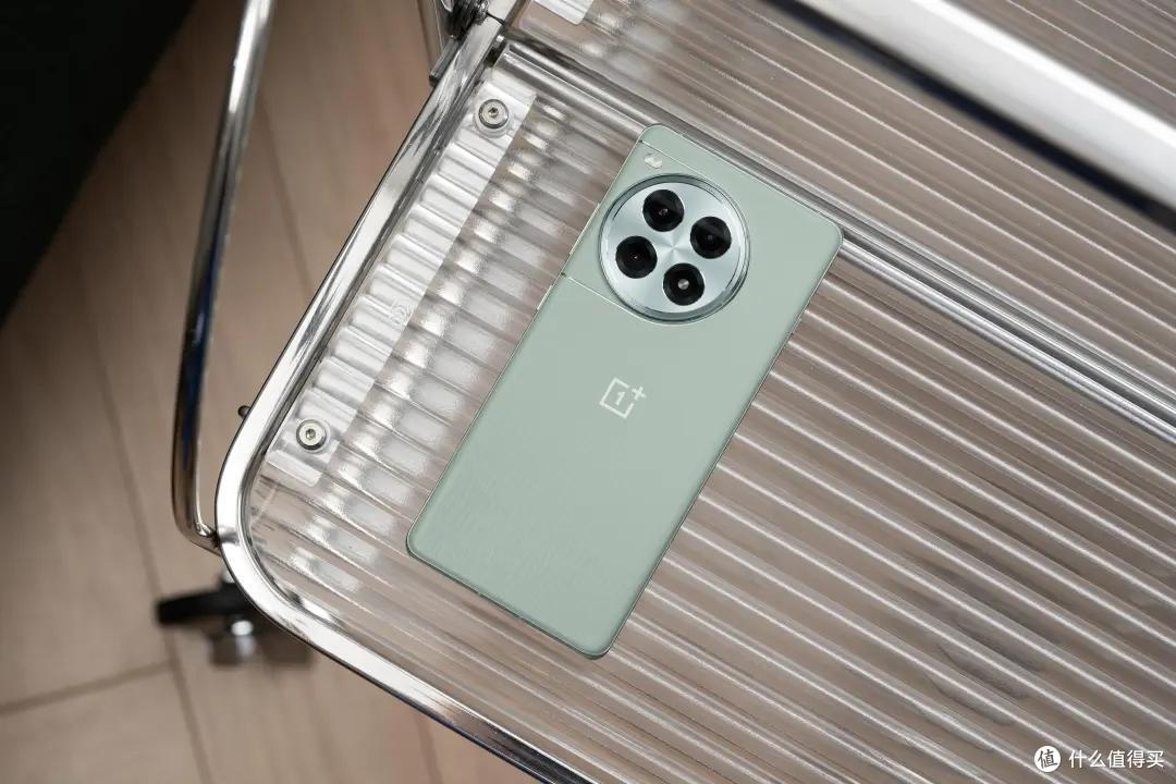 从2024年测评的上百款机型中,我挑出了这10款年度手机