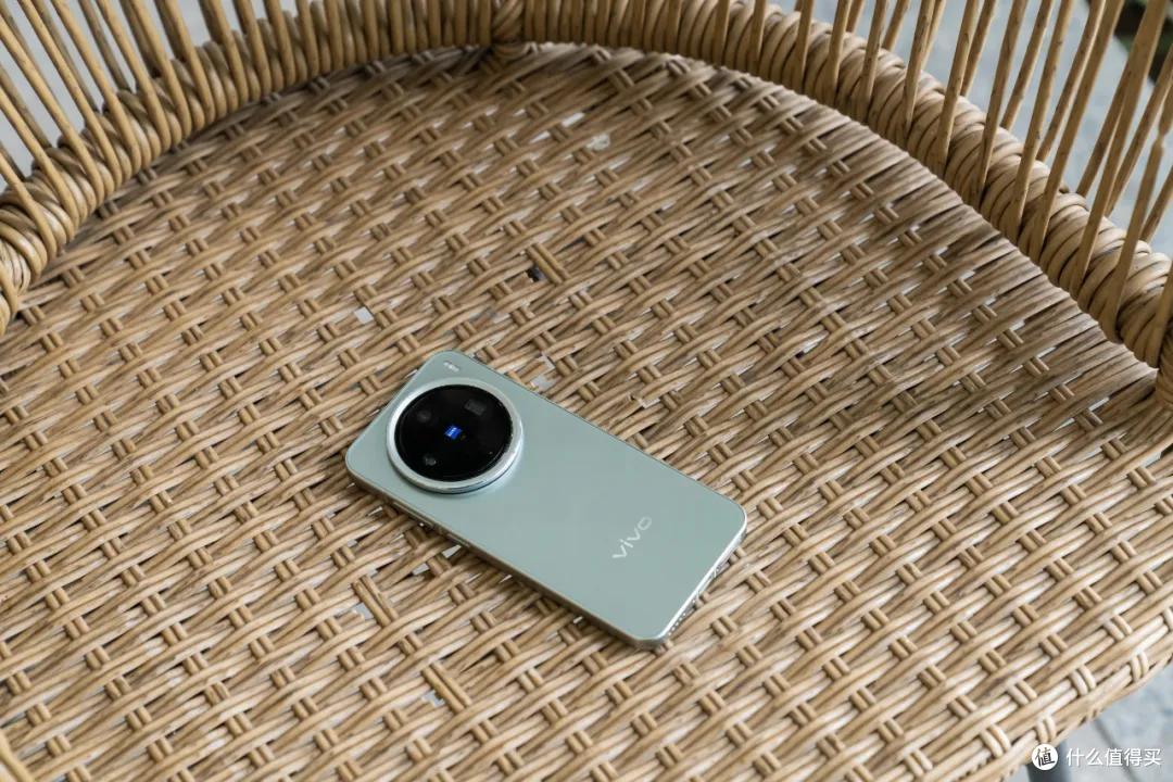 从2024年测评的上百款机型中,我挑出了这10款年度手机