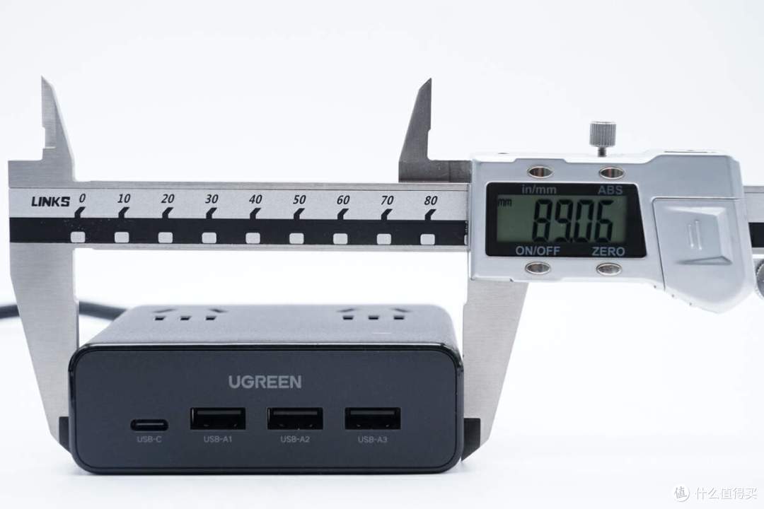 拆解报告:UGREEN绿联20W 3A1C氮化镓智充魔盒S6