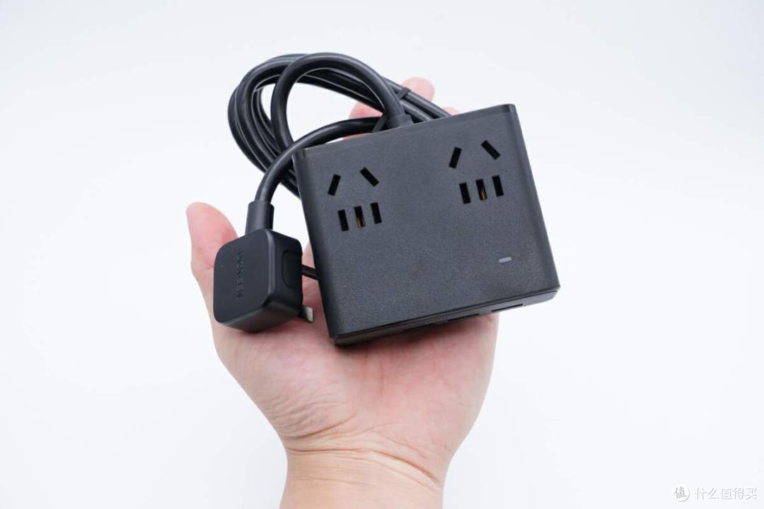 拆解报告:UGREEN绿联20W 3A1C氮化镓智充魔盒S6