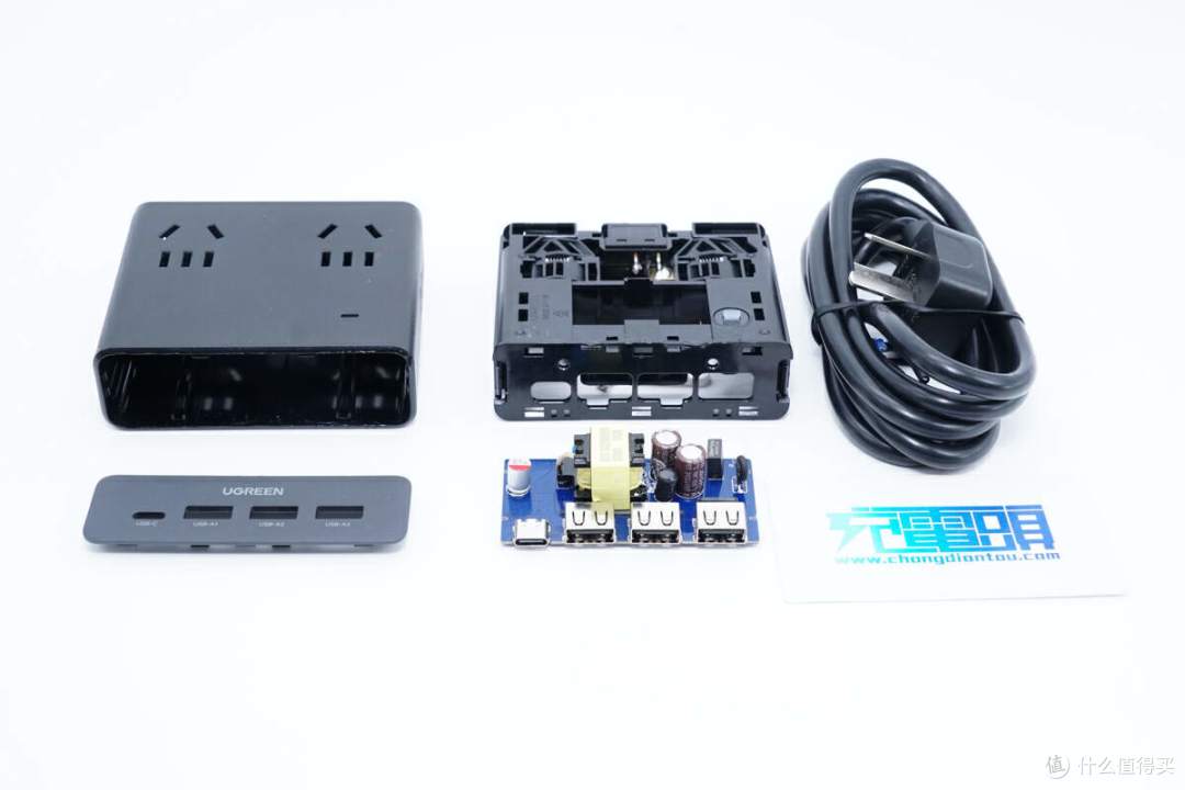 拆解报告:UGREEN绿联20W 3A1C氮化镓智充魔盒S6