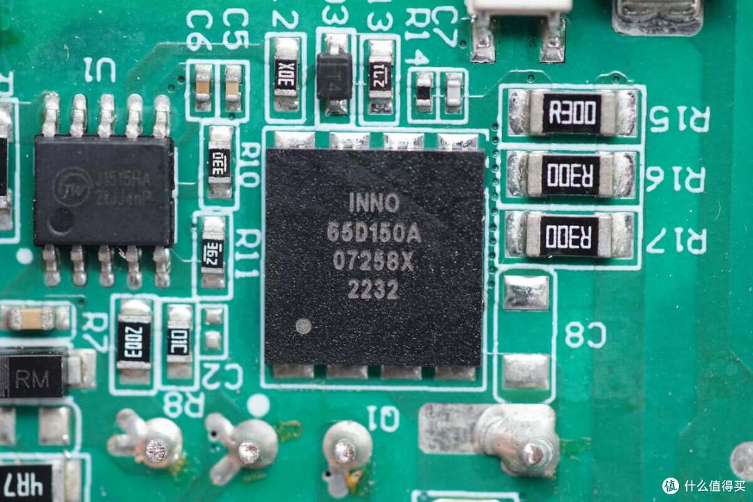 拆解报告:沃尔玛onn. 65W 1A1C氮化镓快充充电器100122522