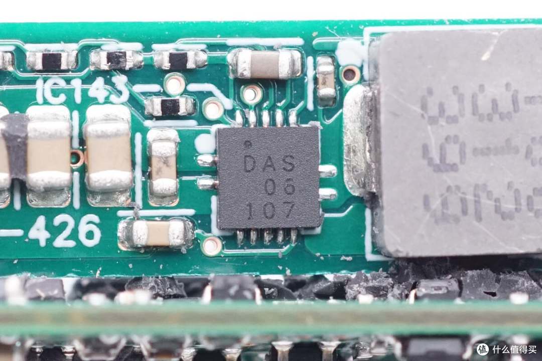 拆解报告:DELL戴尔65W USB-C车载充电器DA65NM150