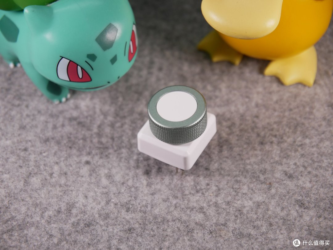 复古潮玩新宠——iLovbee B98机械键盘