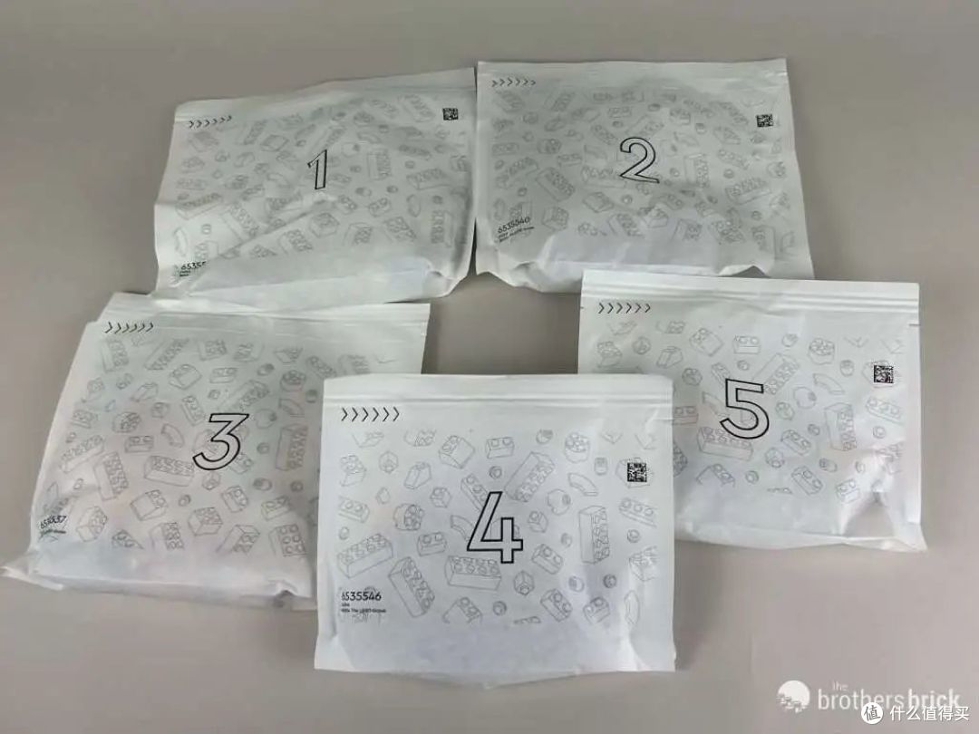 熊猫、企鹅还是虎鲸?乐高31165野生动物:熊猫家族开箱测评