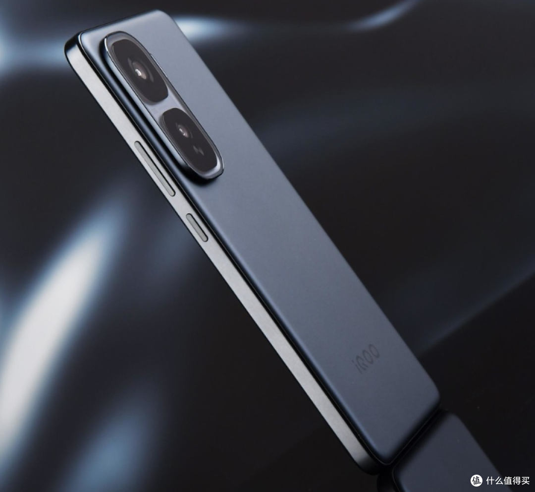 挑选2024年性价比最高的手机，真我、荣耀、iQOO...谁才是王者？