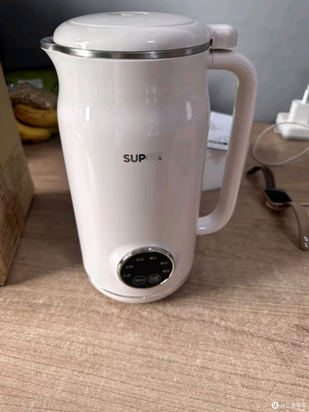 苏泊尔DJ06B-P102豆浆机：家用小型破壁免滤的优选