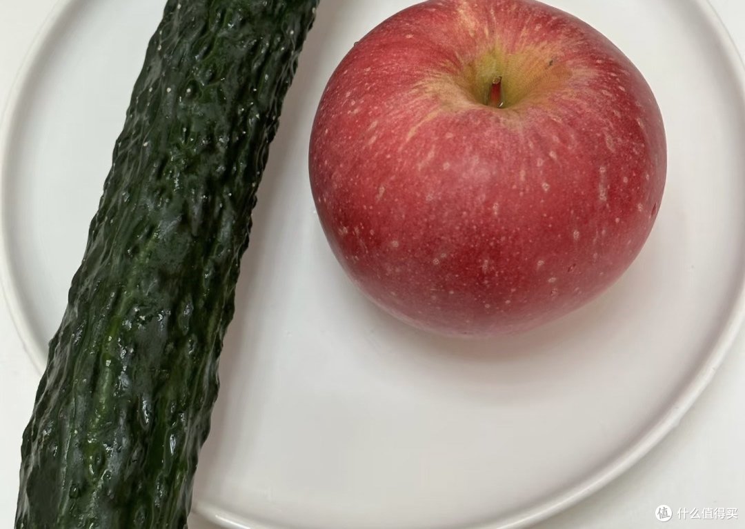让你看看我的跨年吃喝朋友圈黄瓜拌苹果作为一道小甜品献给你