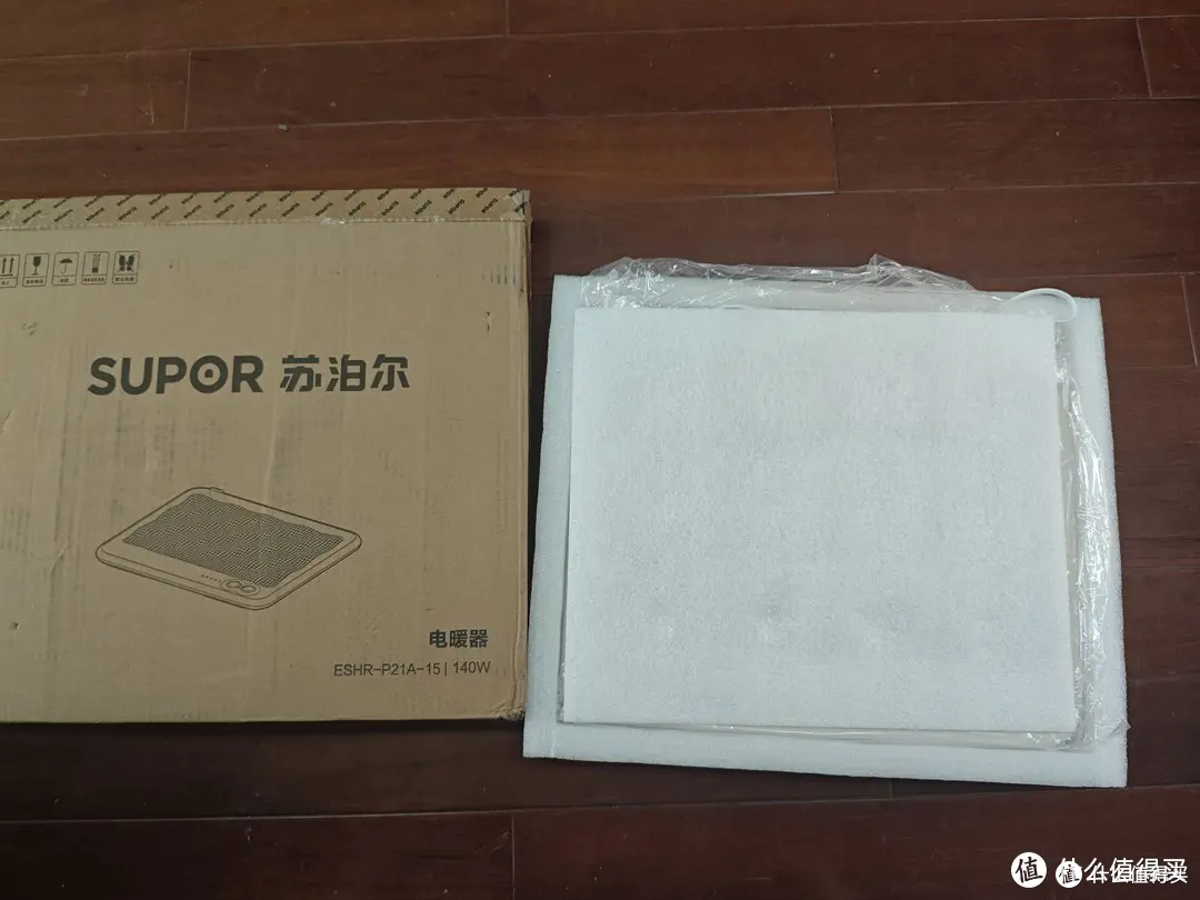 什么值得买雪中送炭——冬日必备神器苏泊尔ESHR-P21A-15暖脚器