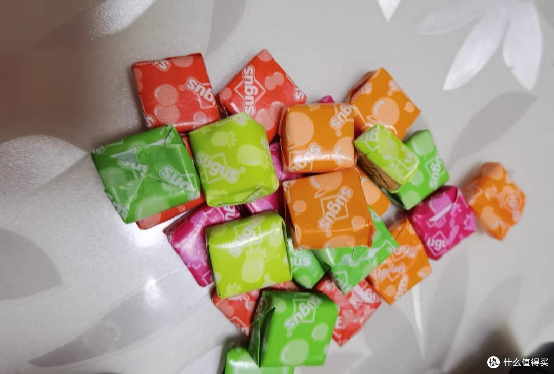 瑞士混合水果软糖:五彩缤纷的年味甜蜜!