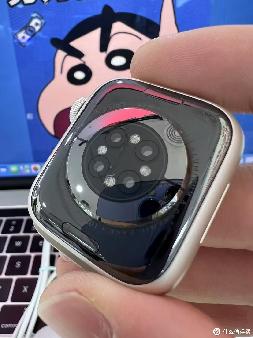 金属感满满的智能手表iPhone watch S8