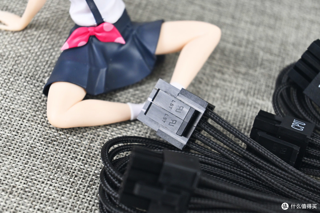 同样带有UL安全标识