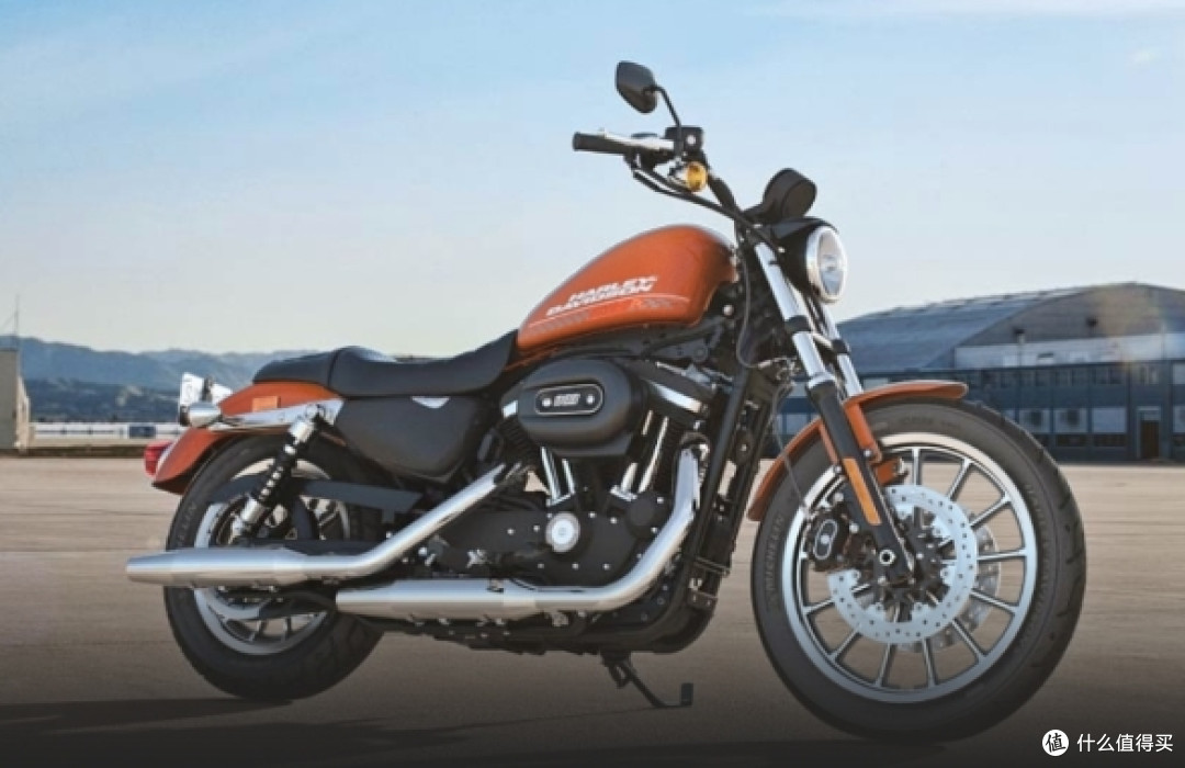 哈雷戴维森Iron 883经典的美式巡航摩托车