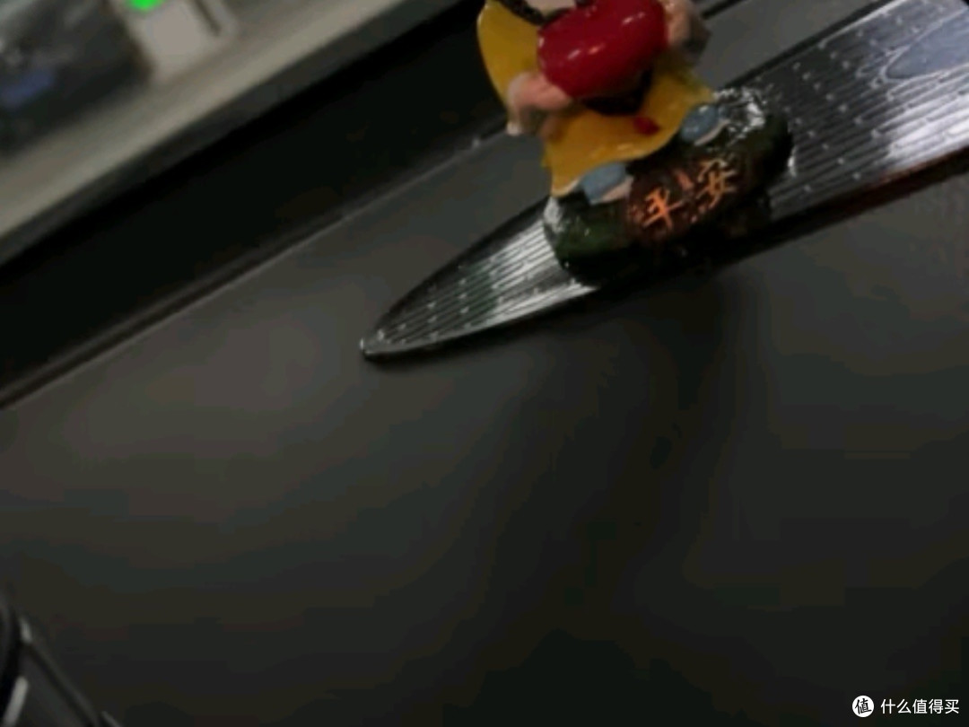 华饰汽车摆件：一路平安鹿，彰显个性创意