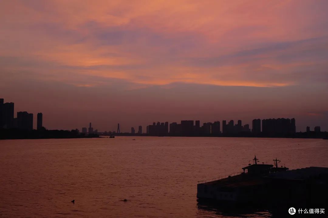 这个被称为“现实桃花源”的小城,玩起来很chill嘛