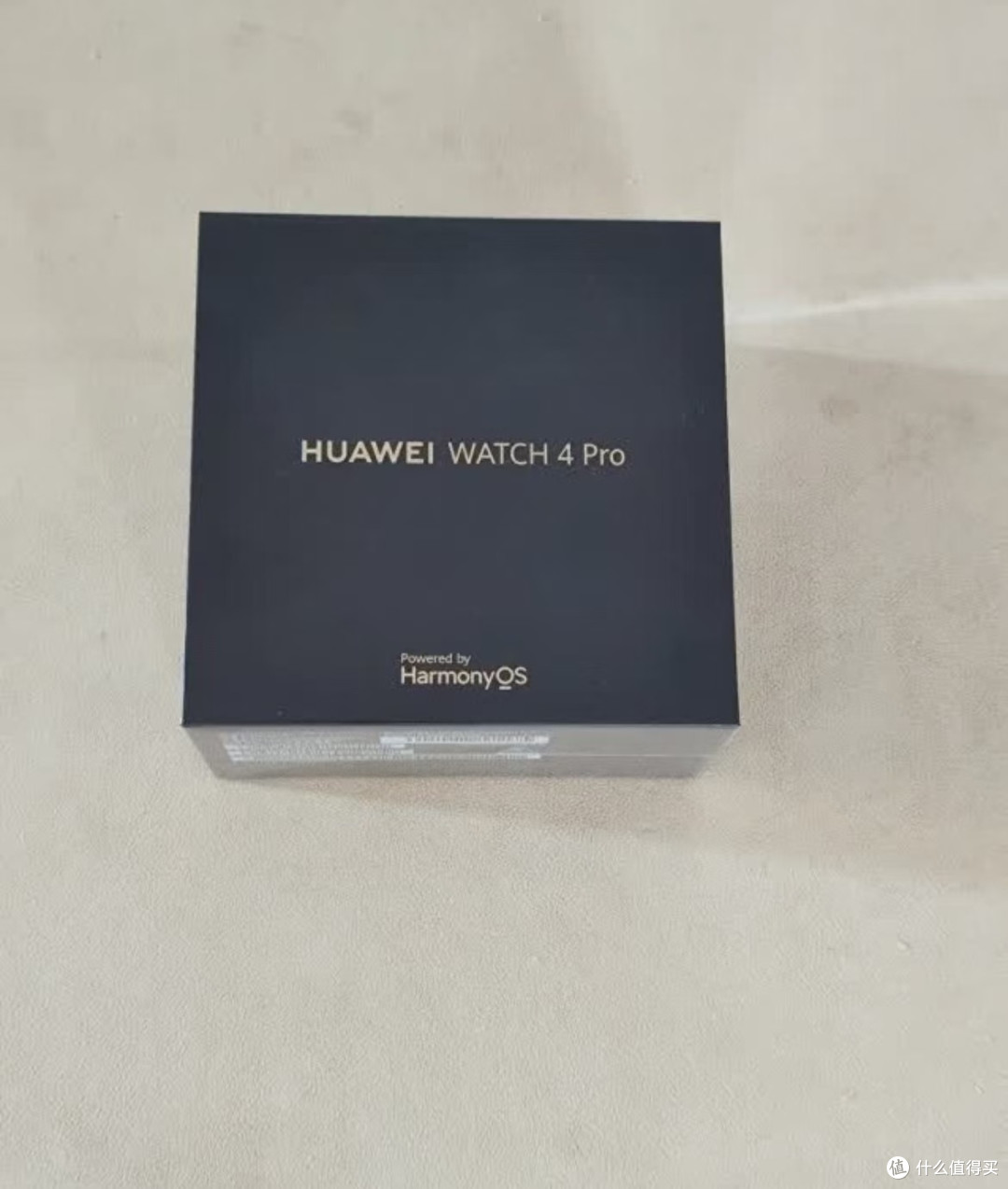 华为 HUAWEI WATCH 4 Pro 不仅仅是一款手表,更像是一位贴心的健康伙伴。