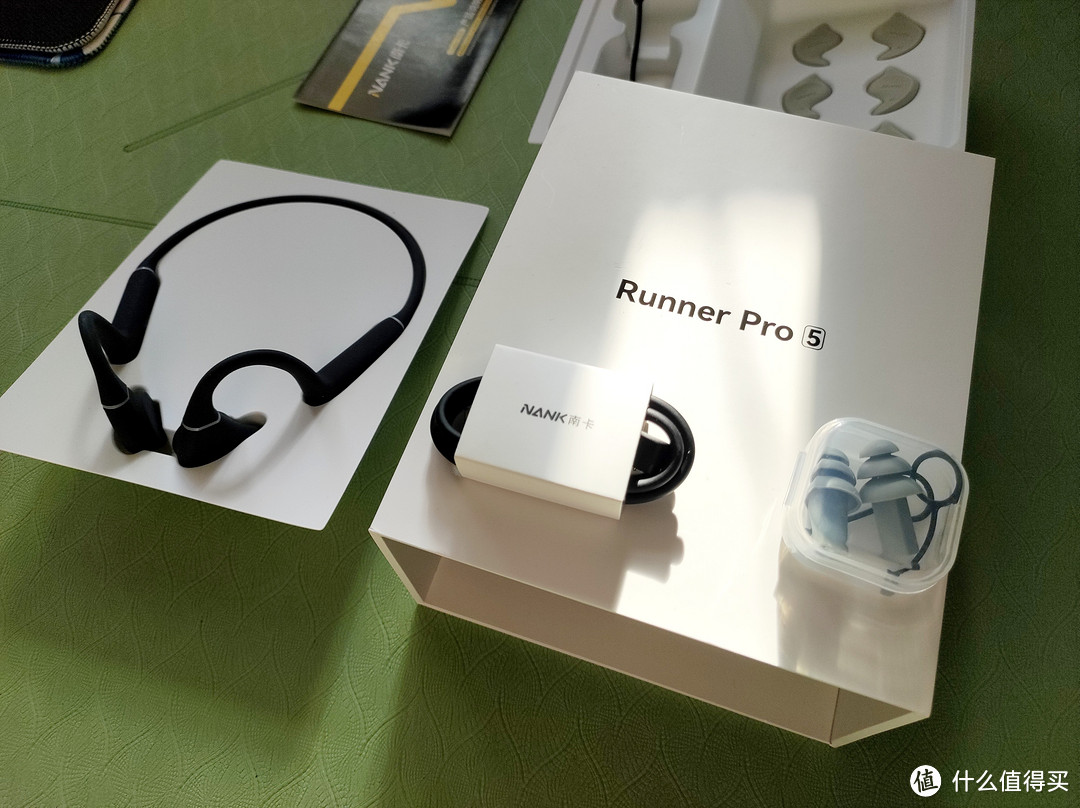 南卡 Runner Pro5 骨传导耳机测评：性能与舒适的完美结合