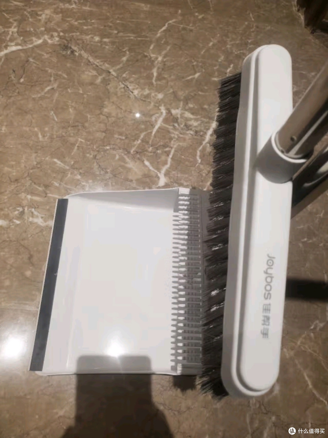 佳帮手扫把簸箕套装：家用清洁的高效选择