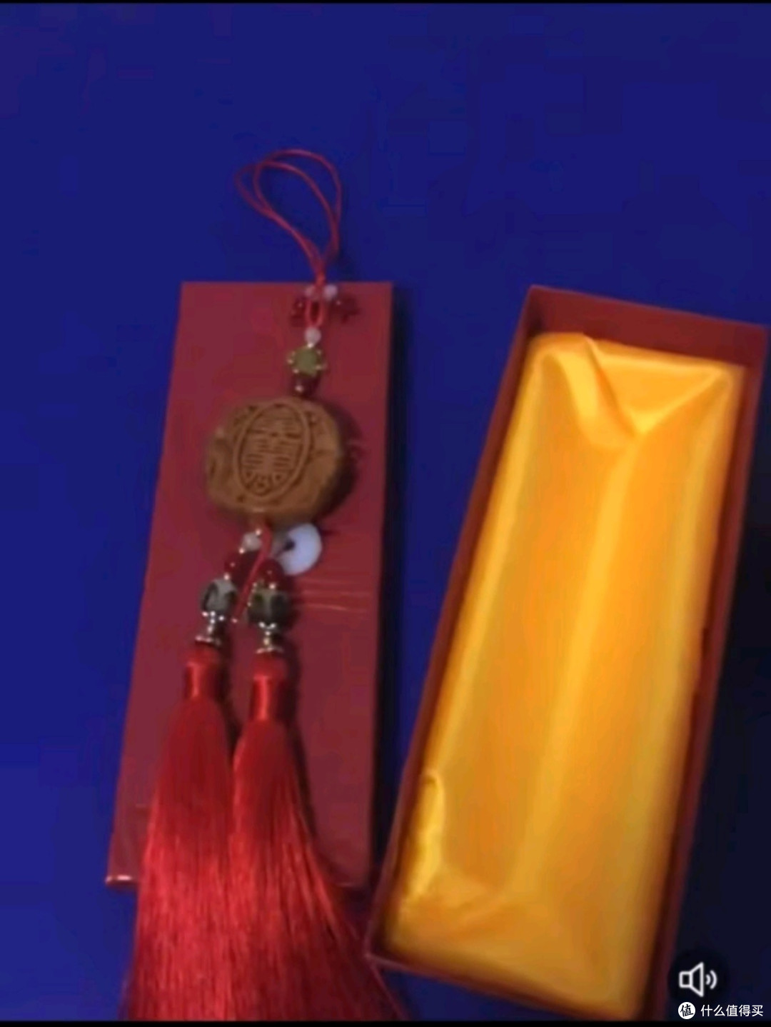 迪加伦汽车挂件:桃木福饰,护佑出入平安