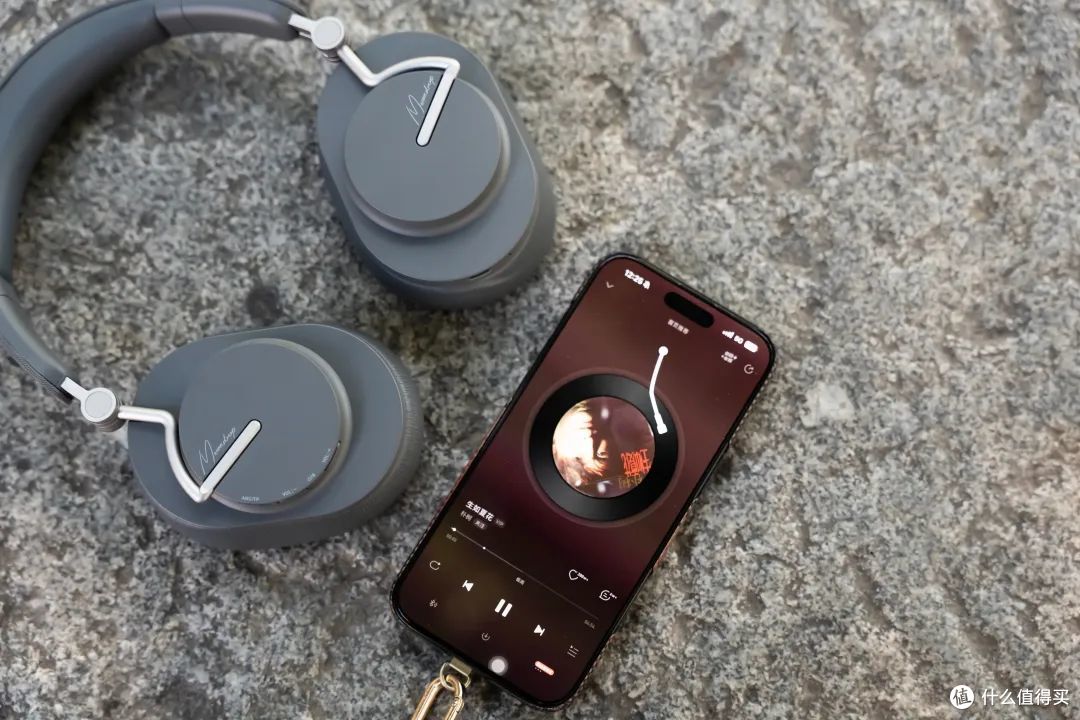 降噪+HiFi音质+长续航，400元内头戴耳机新选择！水月雨羽翼丰满