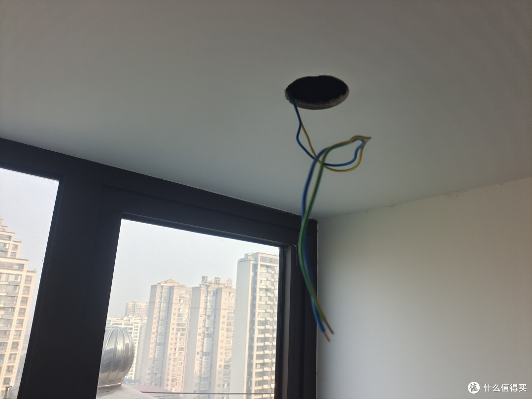 自己动手,成功吊装监控摄像头