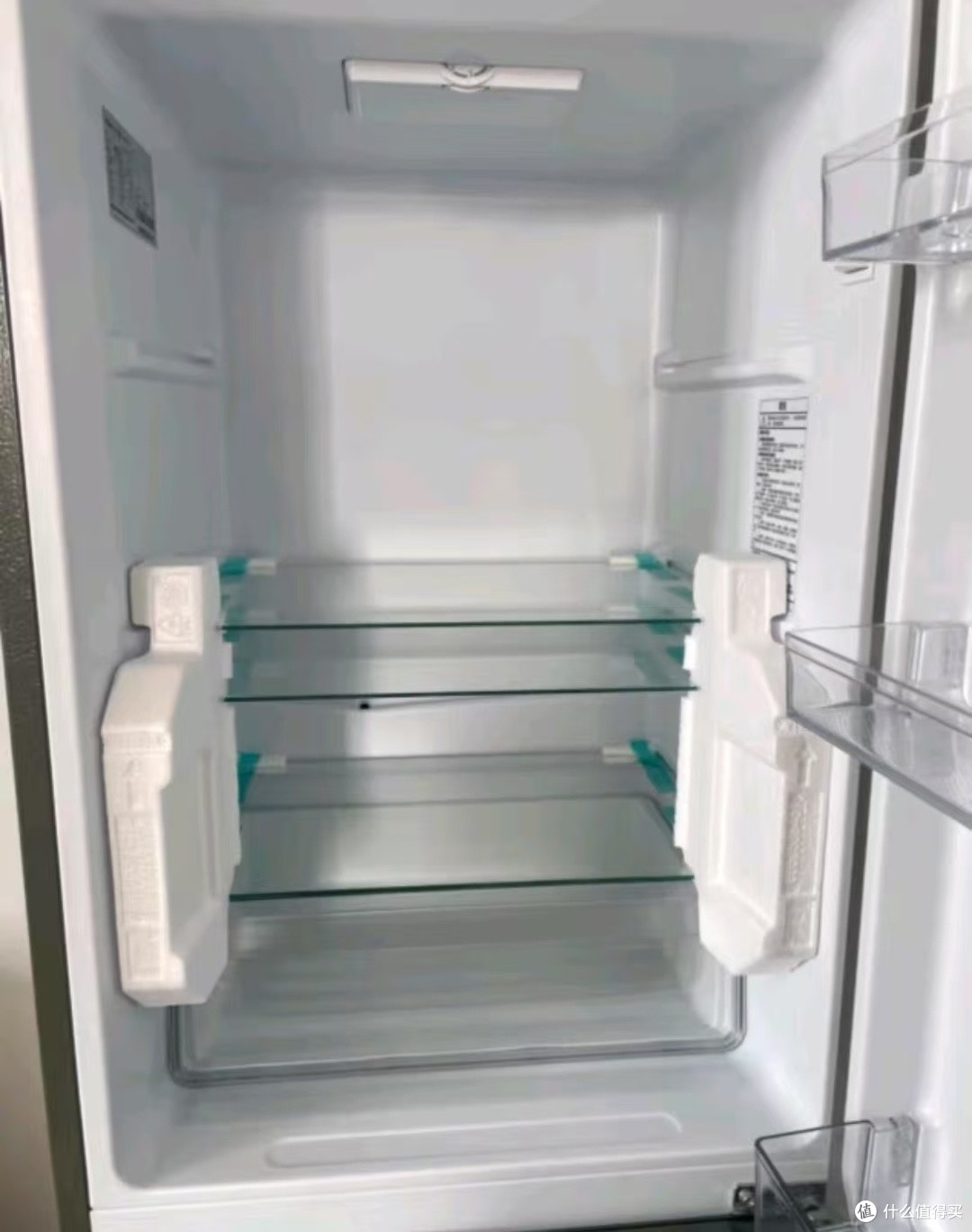 家中的“保鲜卫士”：海尔三开门冰箱