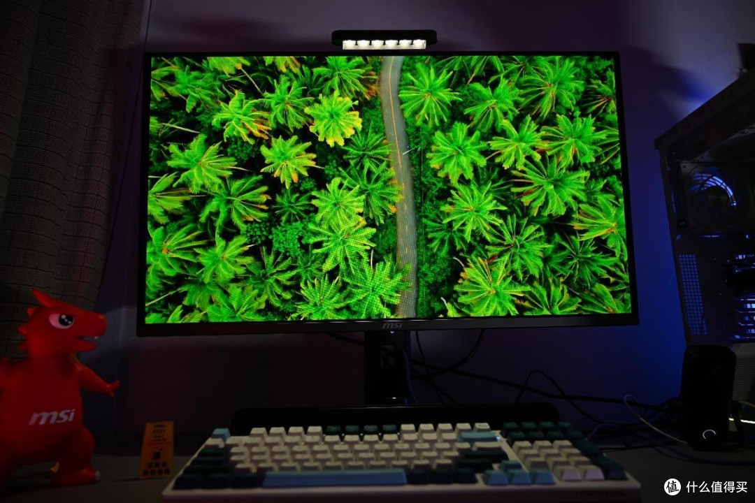 六边形4K高刷显示器?微星MPG 321URX QD-OLED开箱体验