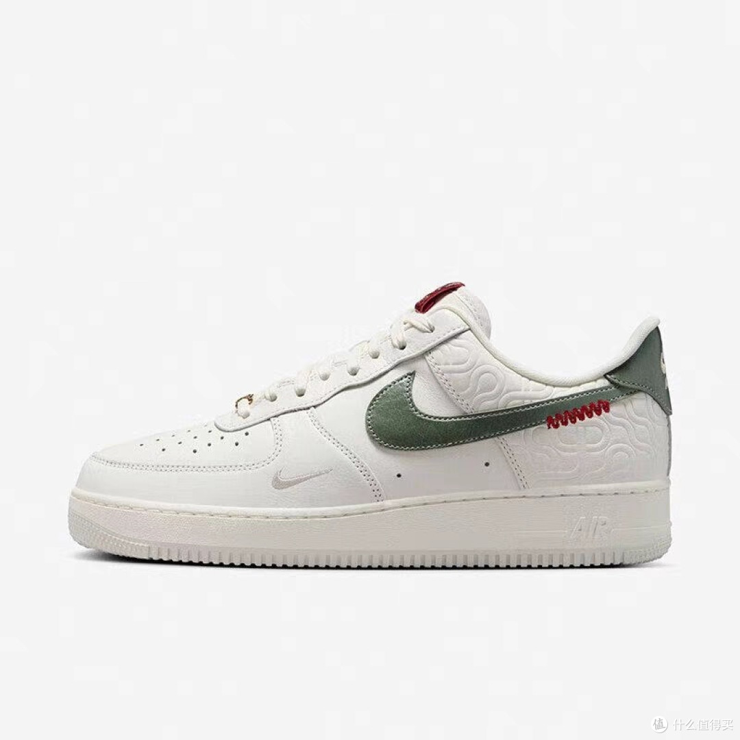 蛇年限定耐克Air Force1空军一号中国结版，传统与潮流的完美融合