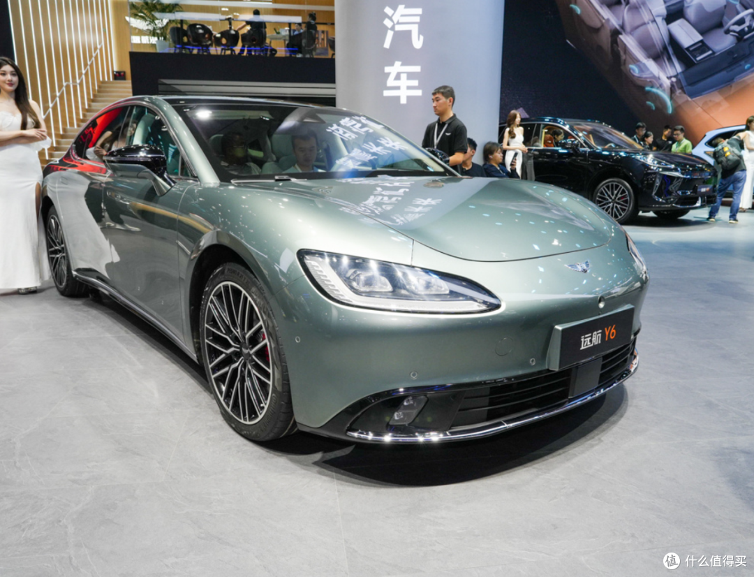 26.98万元新能源大型轿车远航Y6
