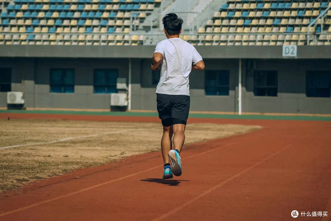 有氧慢跑选我这双——adidas SUPERNOVA RISE 体验分享