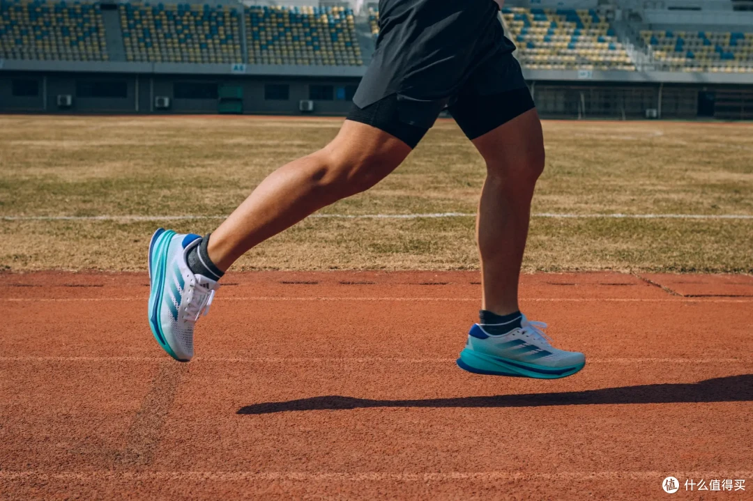 有氧慢跑选我这双——adidas SUPERNOVA RISE 体验分享