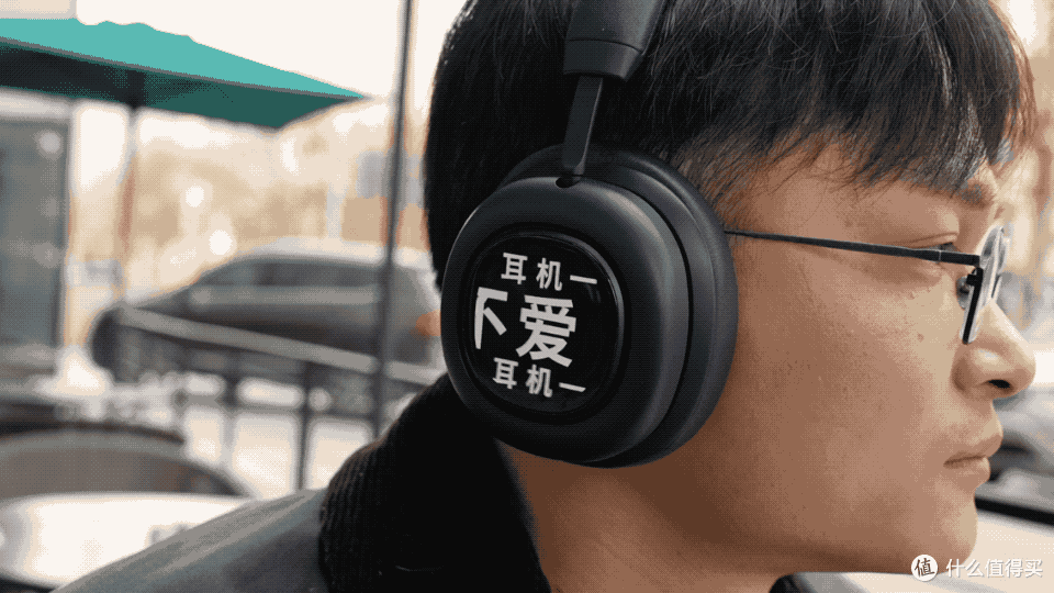 耳机装上屏幕能玩出什么新花样?MORROR ART VWS耳机体验测评
