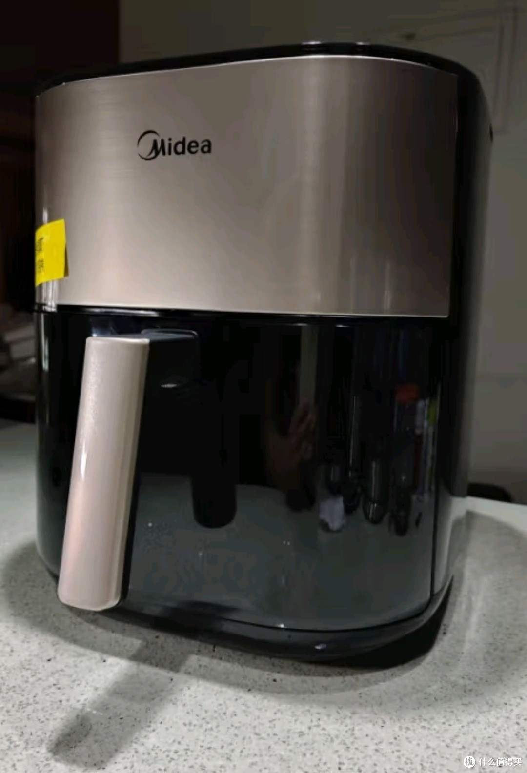 美的空气炸锅，美味健康新选择！