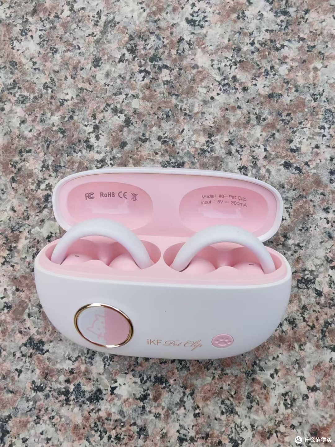 爆火校园的iKF Pet Clip开放式夹耳式蓝牙耳机，真有那么神？