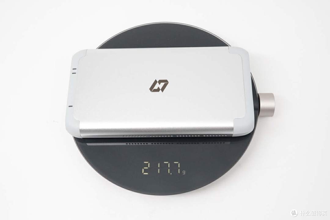 拆解报告:极空间私有云T2