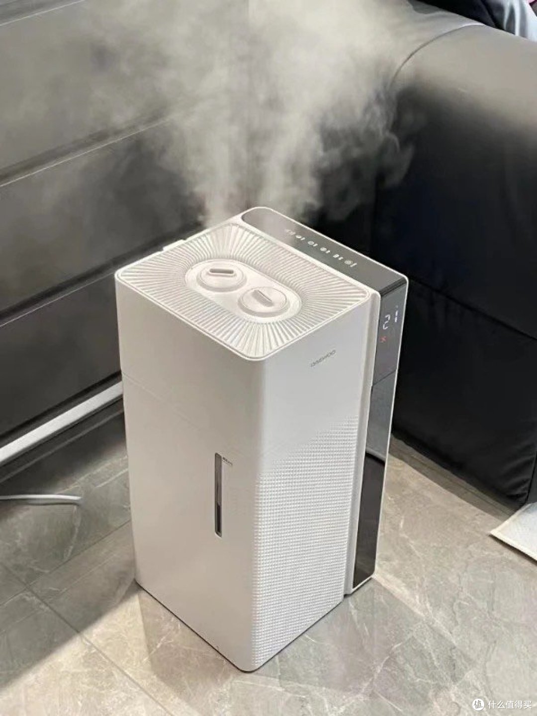 对于有婴儿的家庭来说,大宇 J18 加湿器也是一个不错的选择。