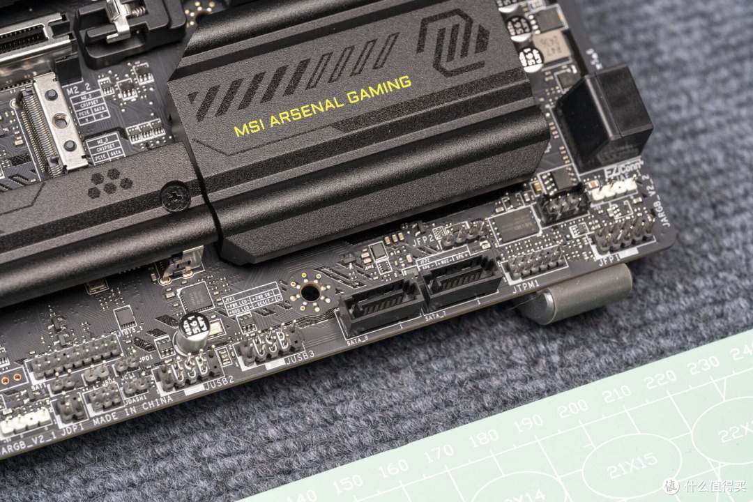 更实惠的酷睿Ultra 200S主板,微星MAG B860M MORTAR WIFI主板开箱