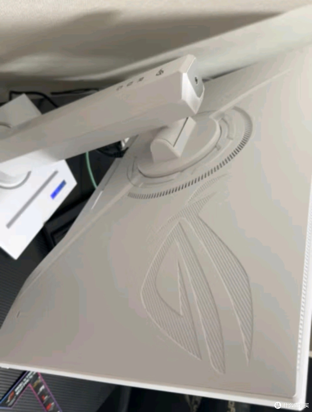 华硕 27 英寸 2K 180Hz 显示器 | 视觉盛宴必备