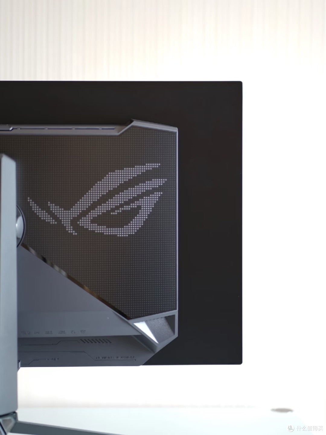探索ROG PG32UCDM显示器:显示效果无比惊艳