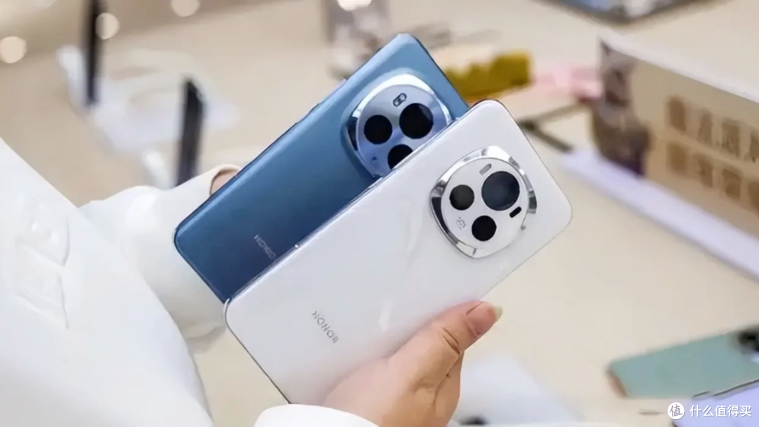荣耀年底清仓,骁龙8Gen3+1.5K屏+50倍变焦,旗舰跌至3148元!