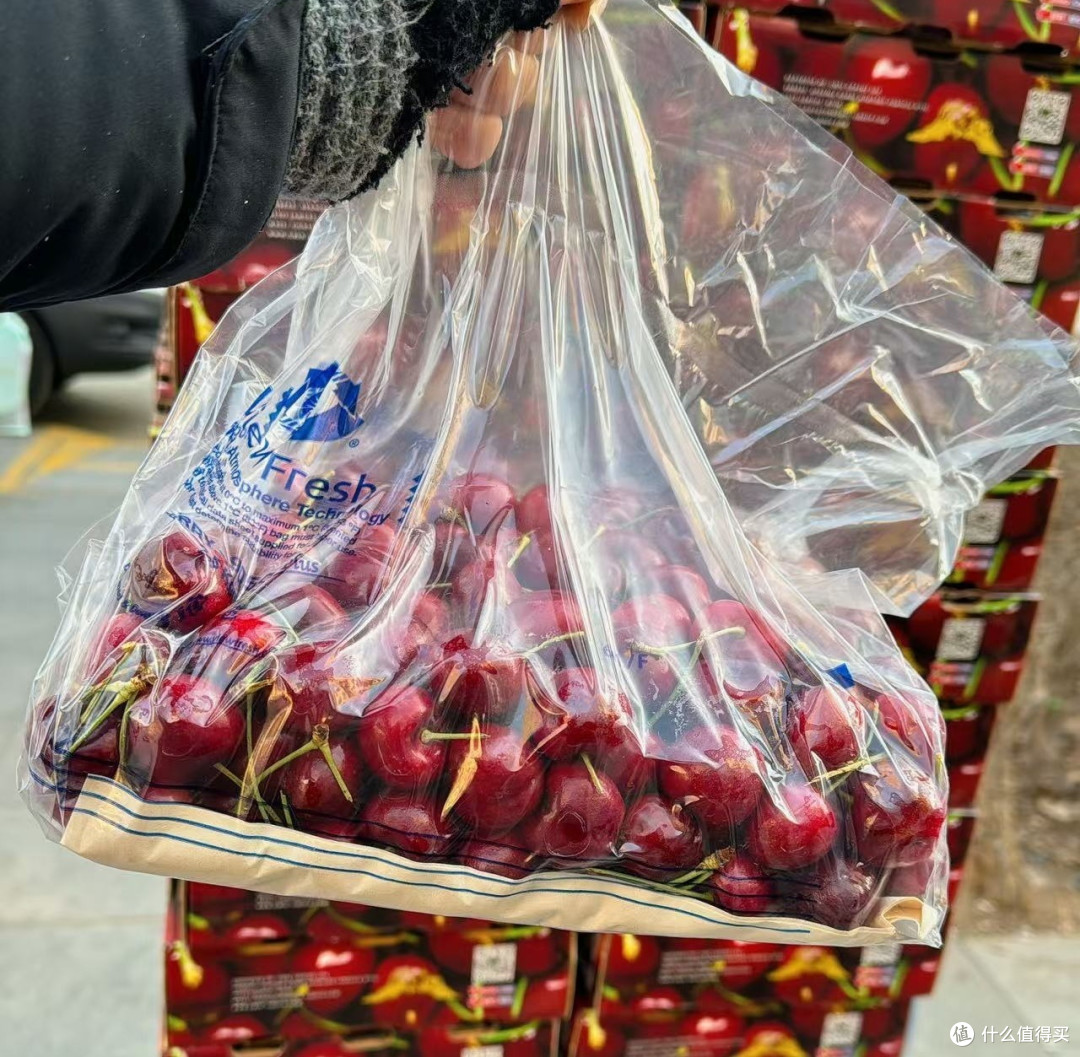 喜欢吃樱桃味的,可以试试拉宾斯车厘子~