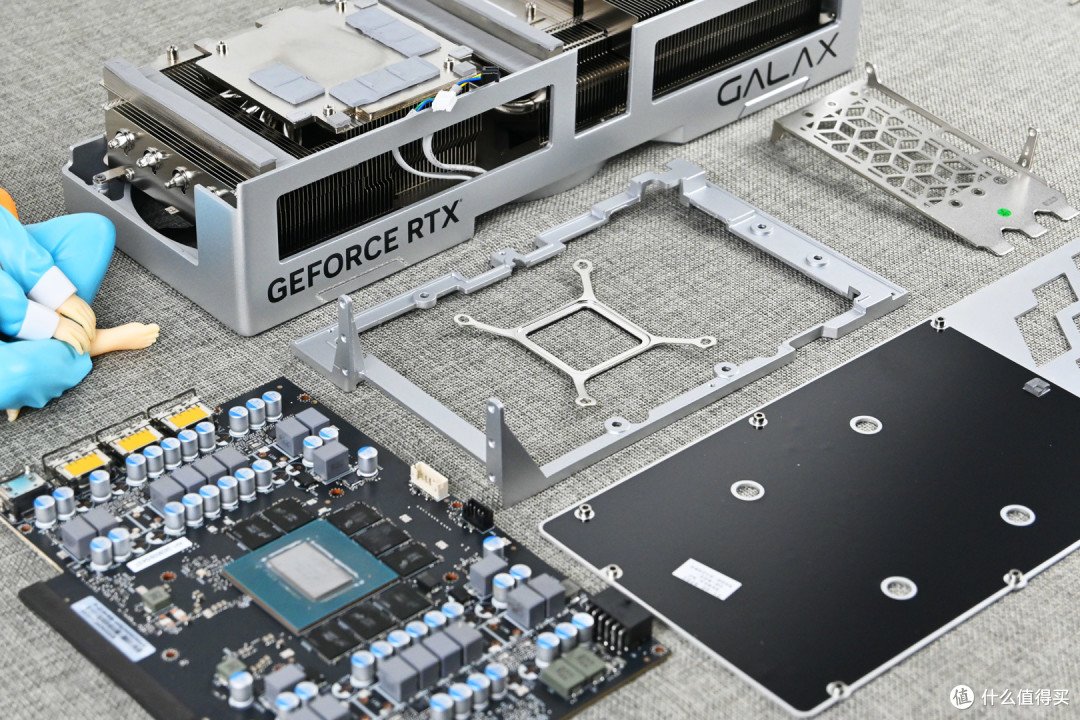影驰RTX4080SUPER金属大师OC开箱拆解试玩:2K 360hz高刷屏搭档