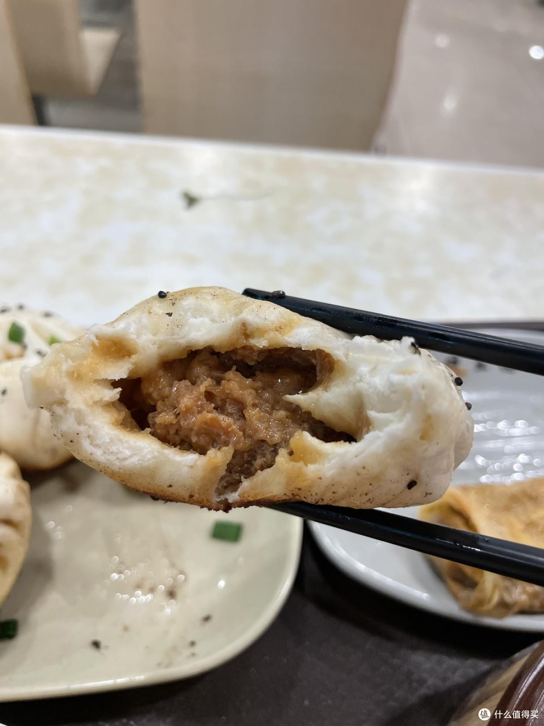 春节旅行 “逛吃”不受罪的健康建议(除了少吃还有别的)