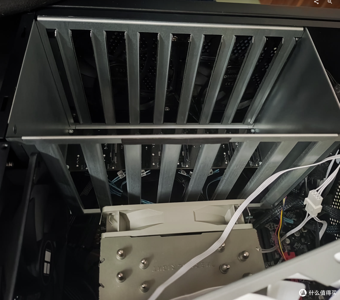 见方L8盘位机箱装机体验unraid7.0