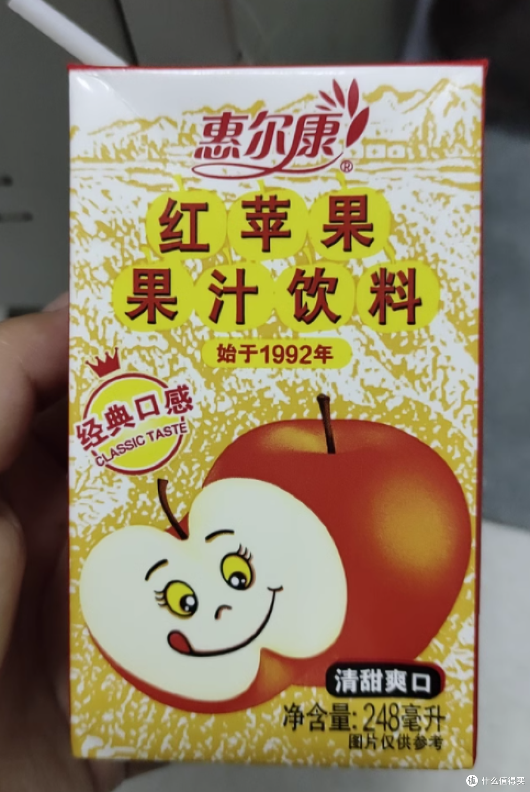 🍎红苹果惠尔康果汁，一口下去满满的幸福感！